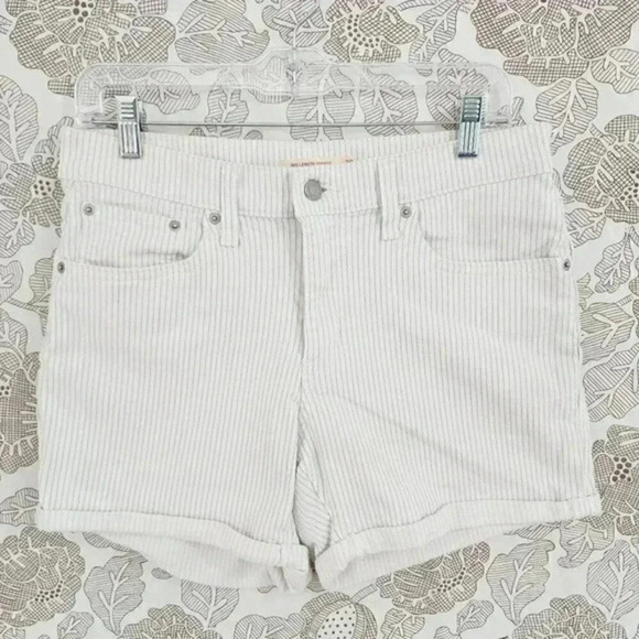 Levi's Mid Length Jean‎ Short Striped Women's  30 Stretched 9756 - Picture 1 of 6